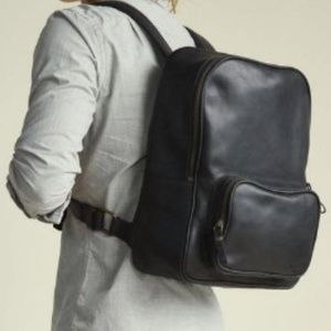 Nisolo Cordoba Black leather backpack